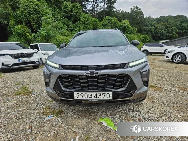 Chevrolet (GM Daewoo) Trax Crossover 2023 Серый из Кореи