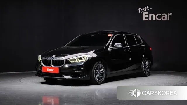 BMW 1 Series (F40) 2021 Черный из Кореи