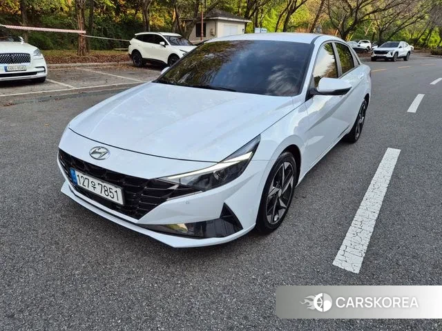 Hyundai Avante (CN7) 2021 Белый из Кореи