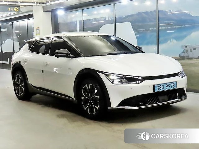 Kia EV6 2024 Белый из Кореи