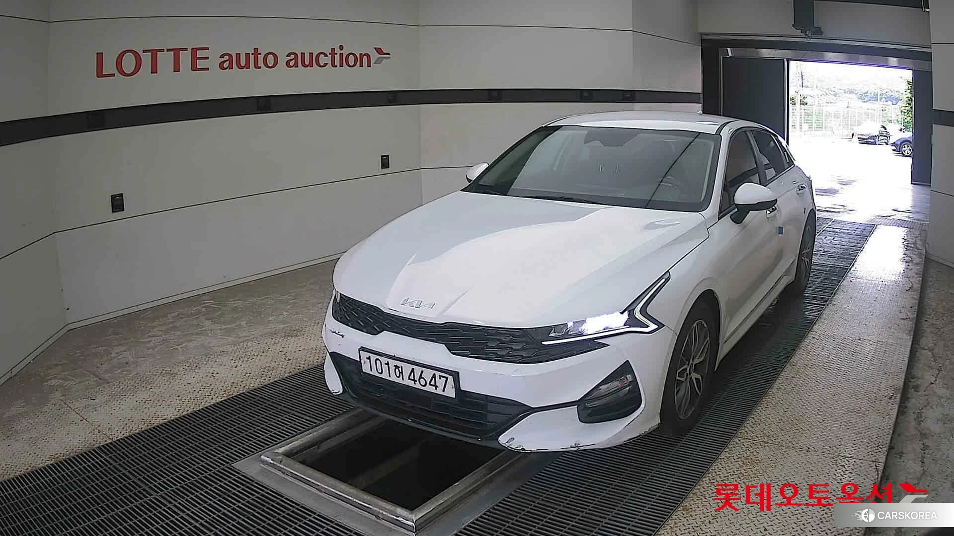 Kia K5 2022 Белый из Кореи
