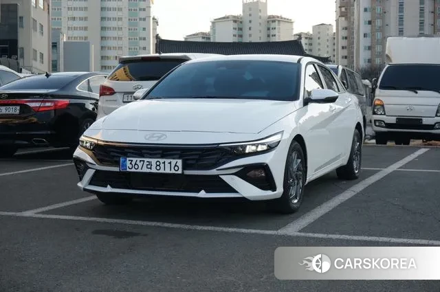 Hyundai The New Avante (CN7) 2025 Белый из Кореи