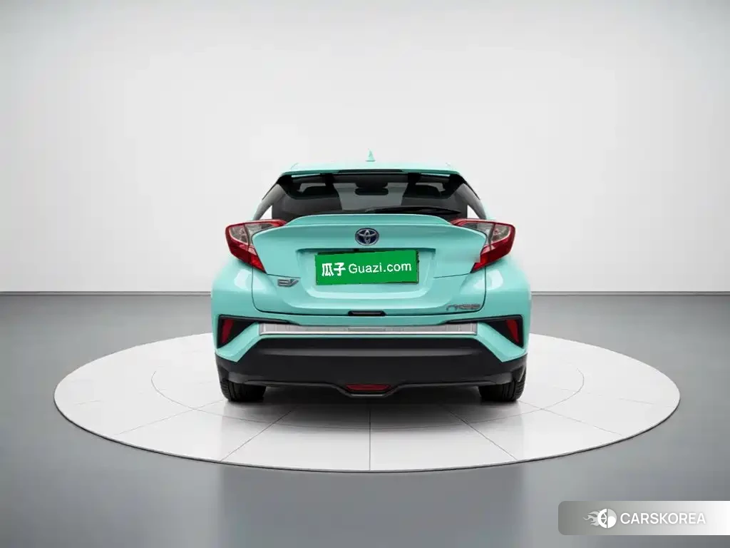 Toyota C-HR EV 2022 Белый из Китая