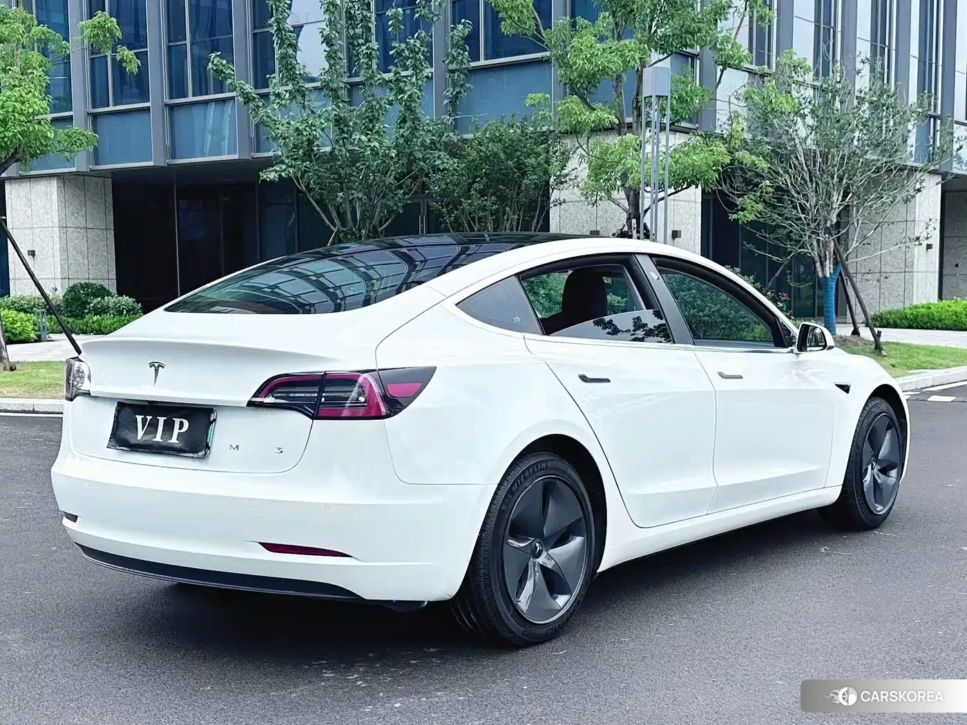 Tesla Model 3 2020 Белый из Китая