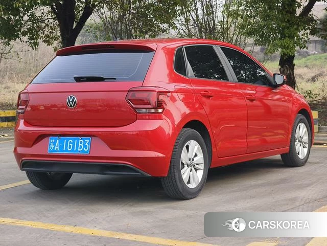 Volkswagen Polo 2022 Красный из Китая