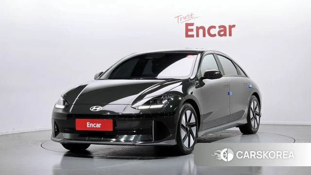 Hyundai Ionic 6 2023 Темно-зеленый из Кореи