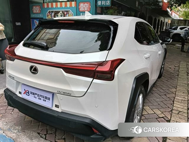Lexus UX 2021 Белый из Китая