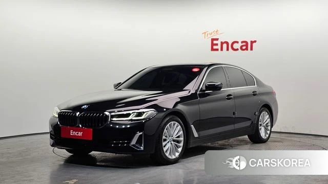 BMW 5 Series (G30) 2021 Черный из Кореи