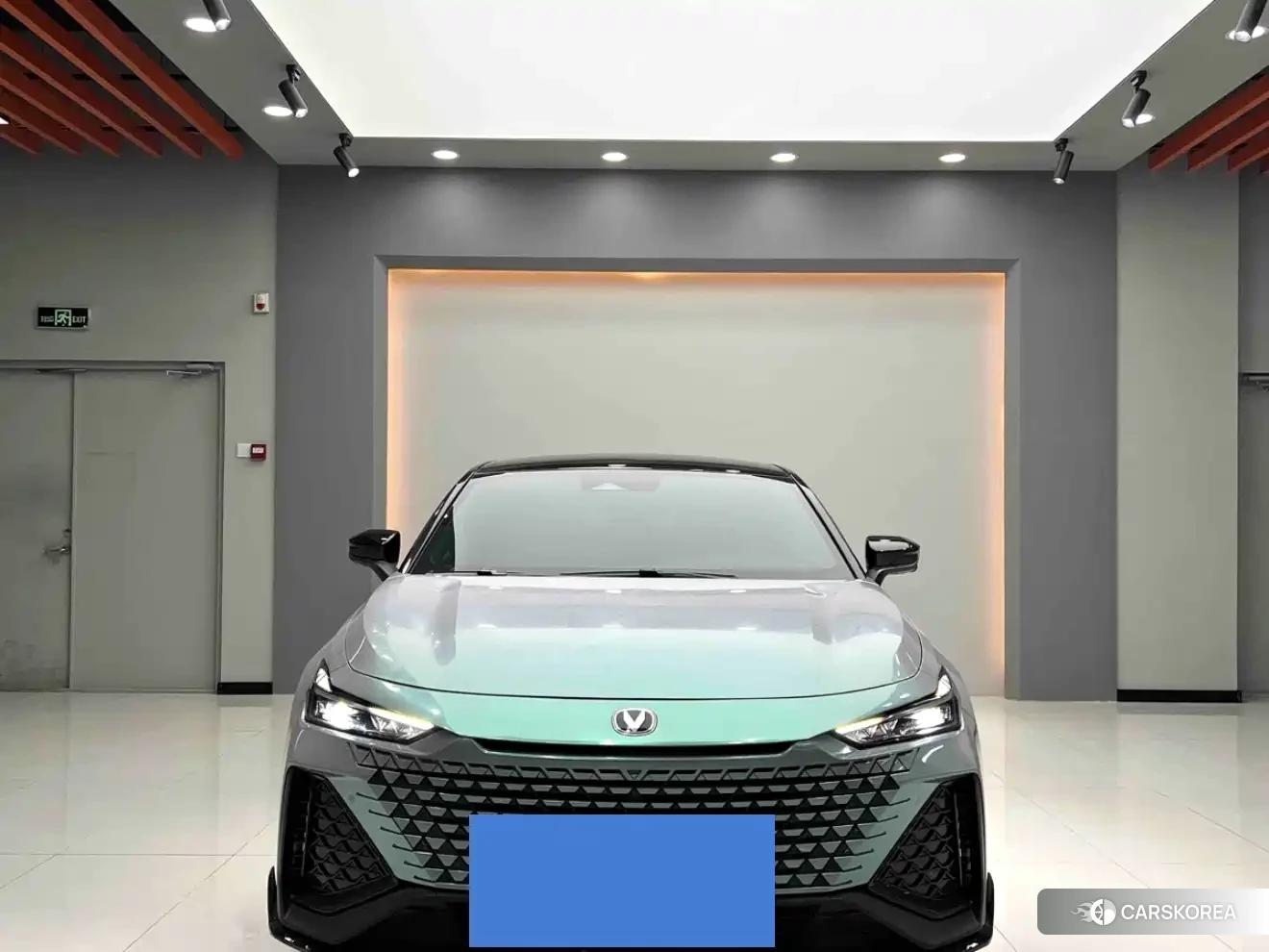 Chang'an Changan UNI-V 2024 Silver/gray из Китая