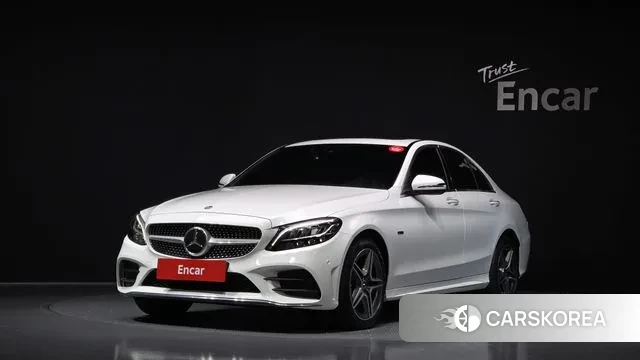 Mercedes-Benz C-Class W205 2020 Белый из Кореи