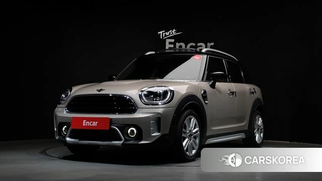 Mini Cooper Countryman 2023 Песочный из Кореи