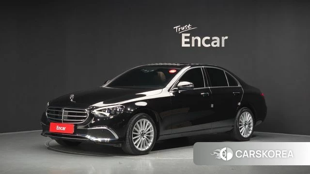 Mercedes-Benz E-Class W213 2023 Черный из Кореи