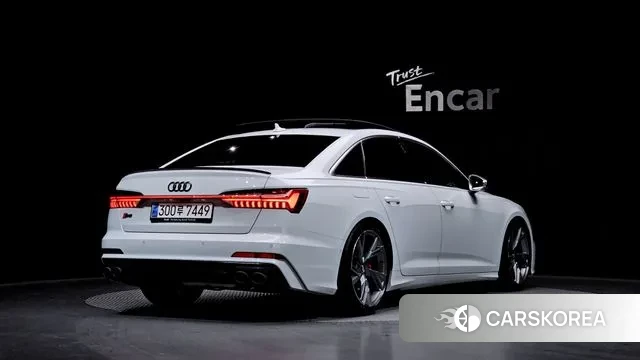 Audi A6 (C8) 2020 Белый из Кореи