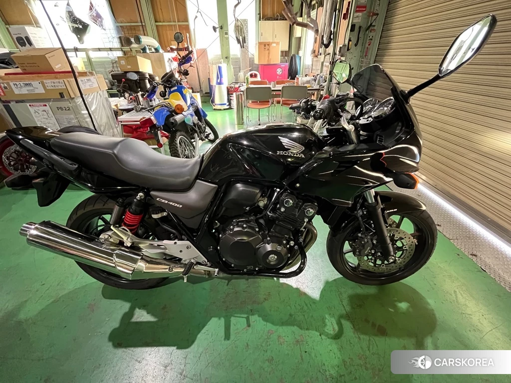 Проданный Honda CB400SF BOLDOR ABS 2020 из Японии, фото 2