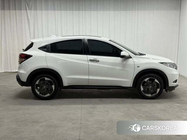 Honda Binzhi 2018 Белый из Китая