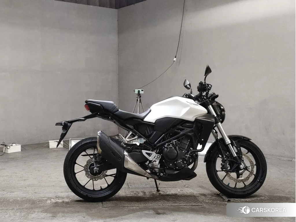 Проданный Honda CB250R 2018 из Японии, фото 2