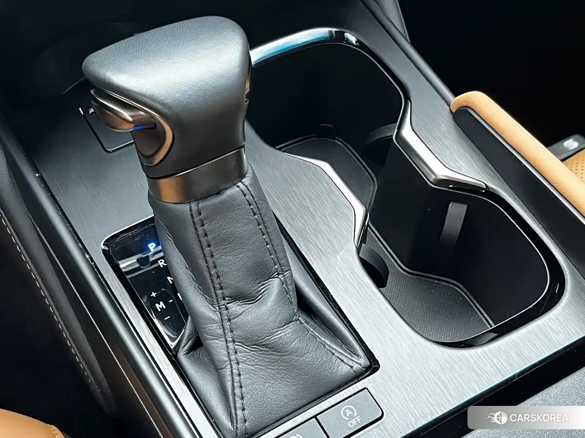 Lexus ES 2023 Белый из Китая