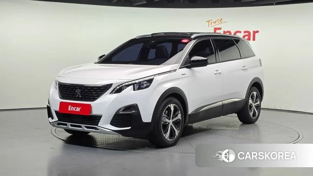 Peugeot 5008 second generation 2018 Белый из Кореи