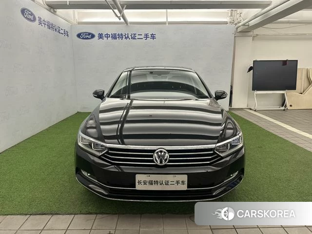 Volkswagen Magotan 2018 Черный из Китая