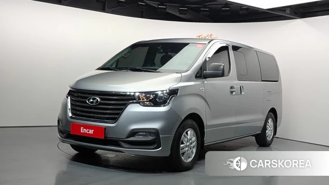 Hyundai The New Grand Starex 2018 Серебристо-серый из Кореи