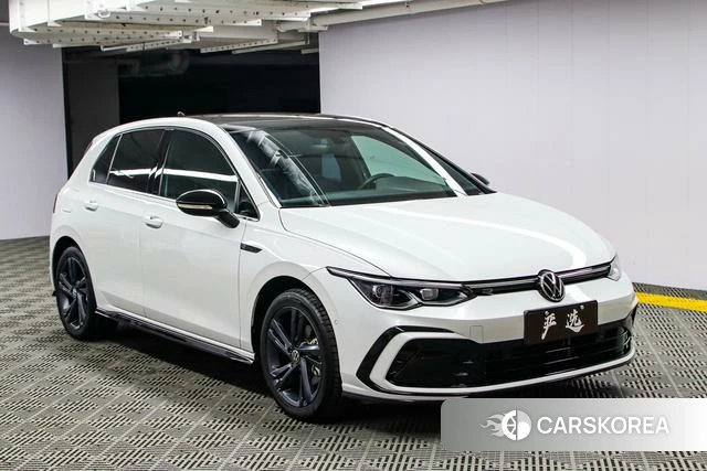 Volkswagen Golf 2023 Белый из Китая