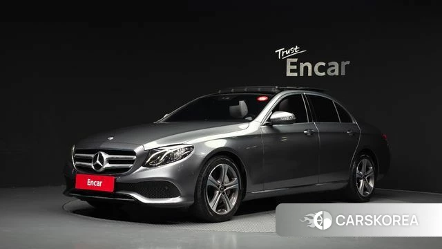 Mercedes-Benz E-Class W213 2018 Серый из Кореи