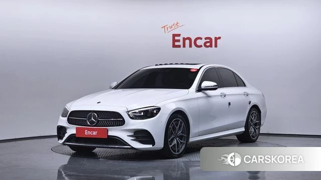 Mercedes-Benz E-Class W213 2020 Белый из Кореи