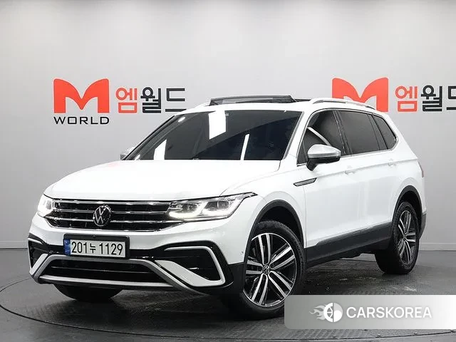 Volkswagen Tiguan Allspace 2022 Жемчужный цвет из Кореи