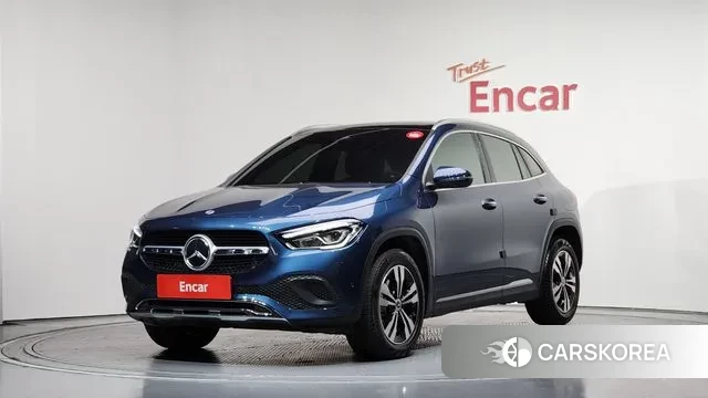 Mercedes-Benz GLA - Class H247 2021 Синий нефрит из Кореи