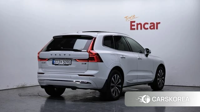 Volvo XC60 second Generation 2023 Белый из Кореи