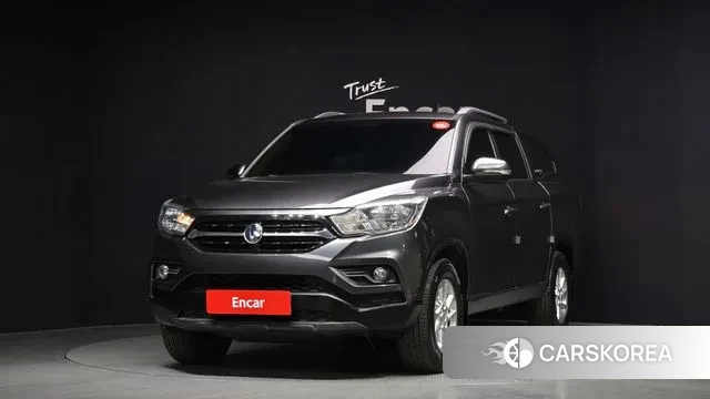 Ssangyong Rexton Sports 2018 Серебристо-серый из Кореи