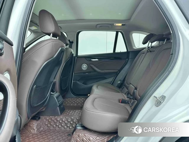 BMW X1 2021 Белый из Китая