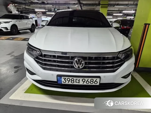 Volkswagen 7th Generation of Jetta 2020 Белый из Кореи