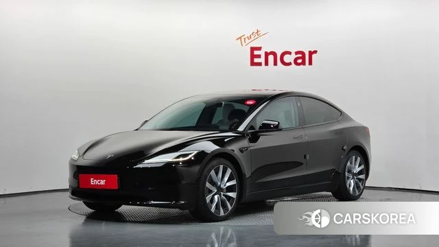 Tesla Model 3 2024 Черный из Кореи