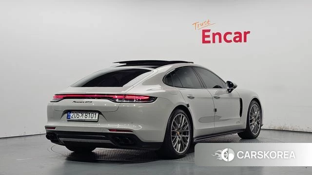 Porsche Panamera (971) 2023 Серебристо-серый из Кореи