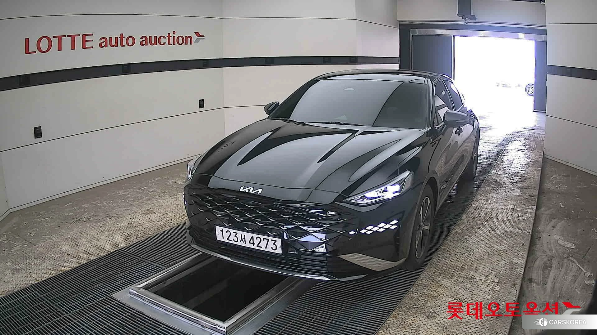 Kia K8 Hybrid 2022 Aurora Black Pearl из Кореи
