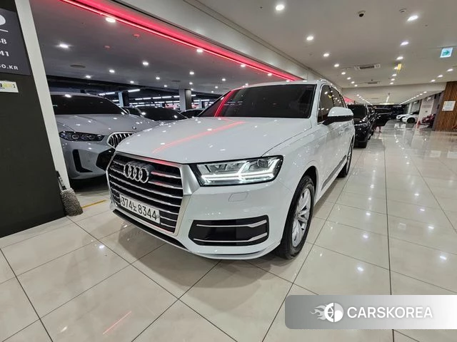 Audi Q7 (4M) 2019 Белый из Кореи