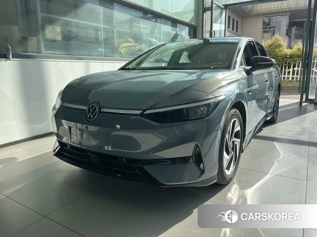 Volkswagen ID.7 VIZZION 2024 Синий из Китая