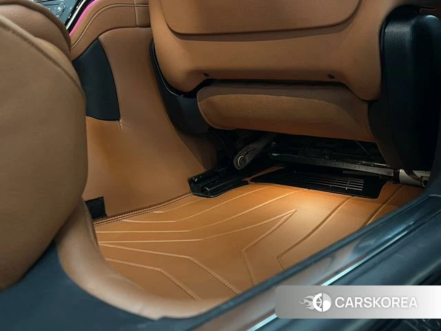 Mercedes-Benz S-class 2022 Черный из Китая