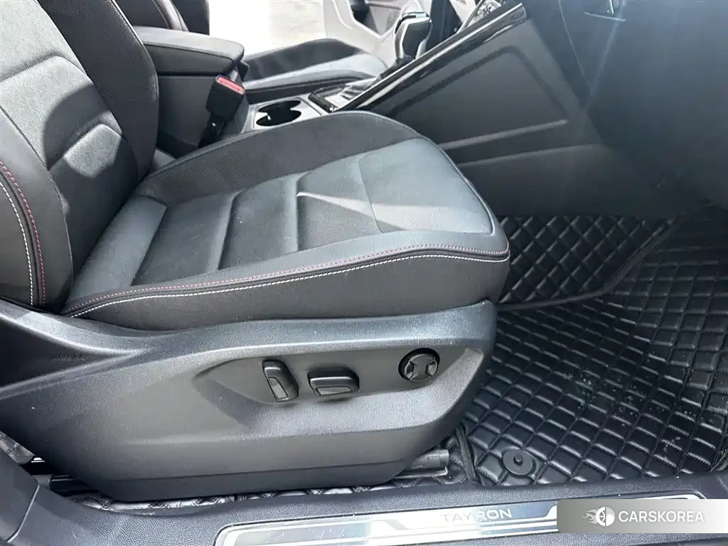 Volkswagen Tayron 2022 Черный из Китая