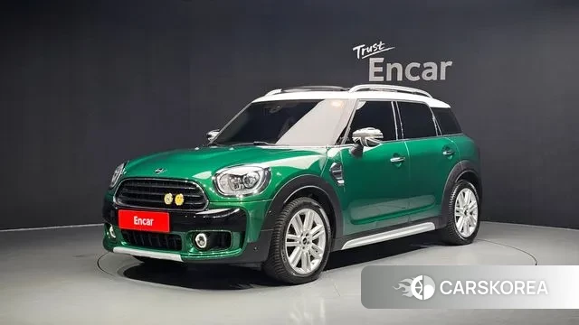 Mini Cooper Countryman 2020 Темно-зеленый из Кореи