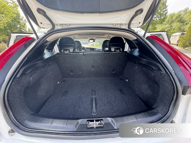 Volvo V40 2018 Белый из Китая