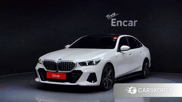 BMW 5 Series (G60) 2023 Белый из Кореи