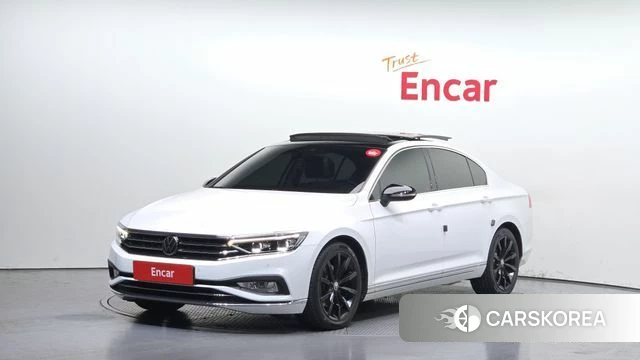 Volkswagen Passat GT (B8) 2021 Белый из Кореи