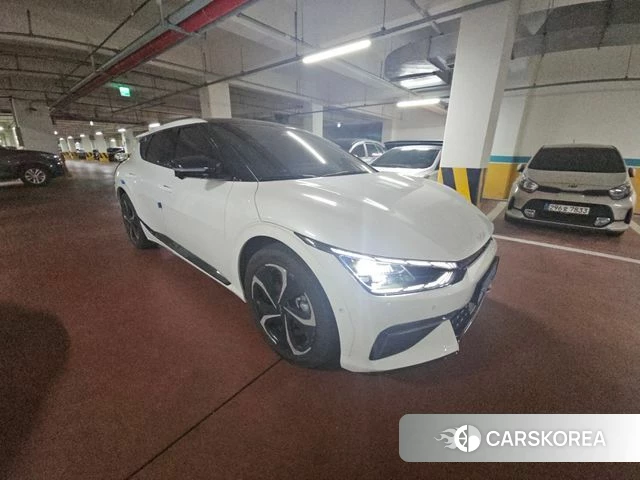 Kia EV6 2022 Белый из Кореи