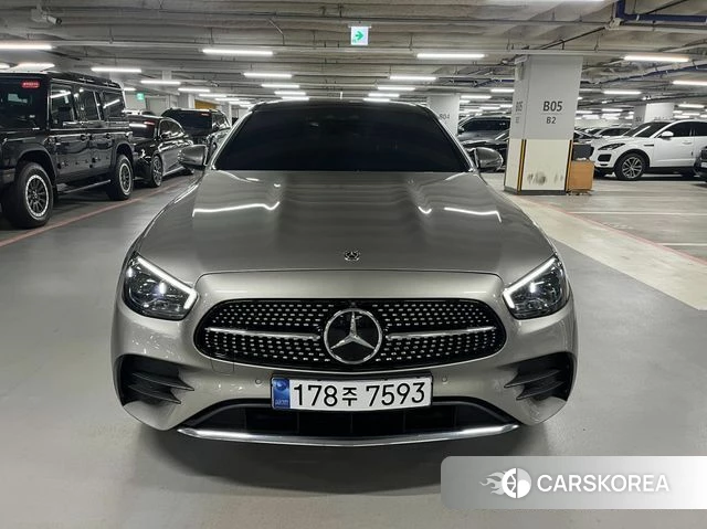 Mercedes-Benz E-Class W213 2020 Серый из Кореи