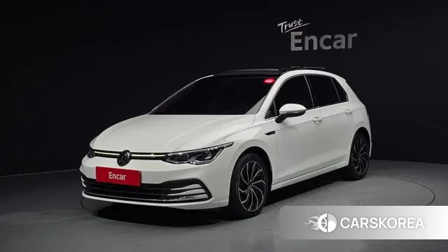 Volkswagen Golf 8th Generation 2022 Белый из Кореи