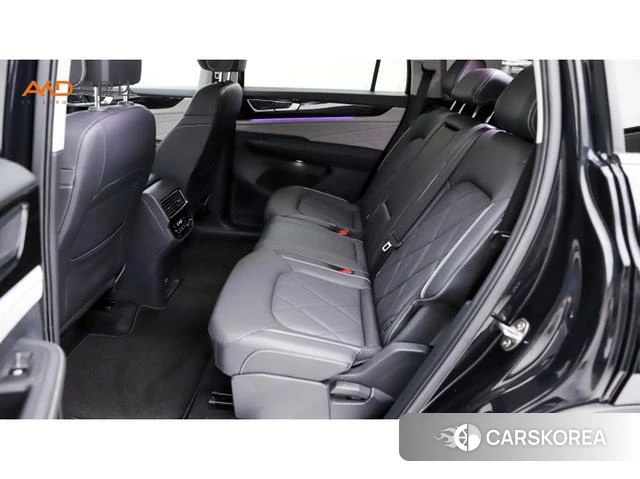 Volkswagen Tourang 2023 Черный из Китая