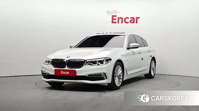 BMW 5 Series (G30) 2018 Белый из Кореи