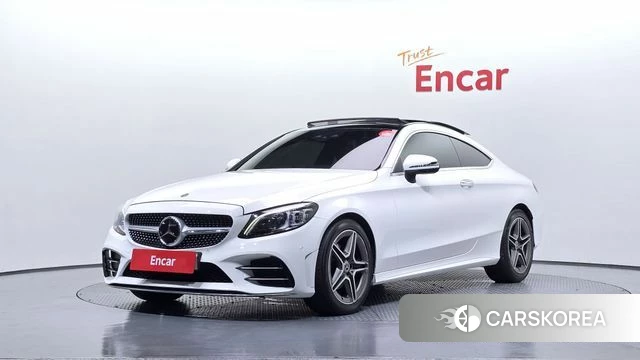 Mercedes-Benz C-Class W205 2021 Белый из Кореи